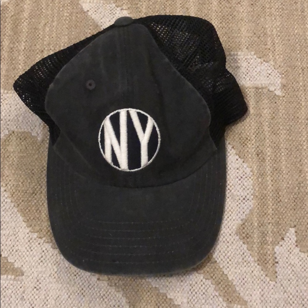 NY trucker hat